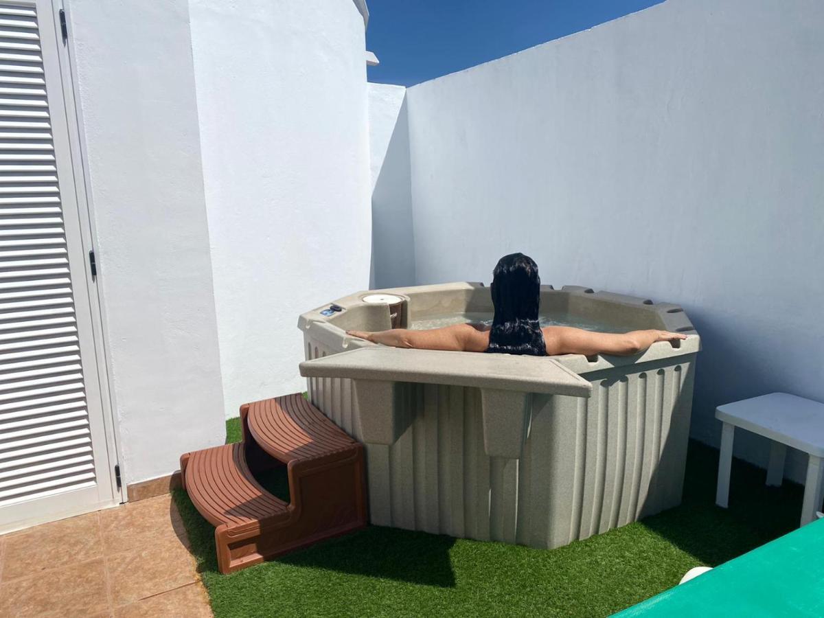 La Duomo Di Vulcano Playa Honda (Lanzarote) Exterior foto